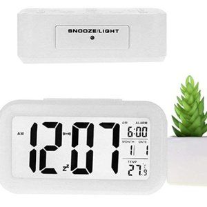 Digital Alarm Clock, Battery Operated (Black)
